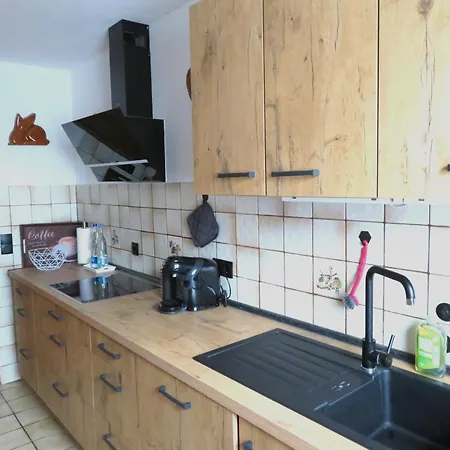 Stephanie Lägenhet *